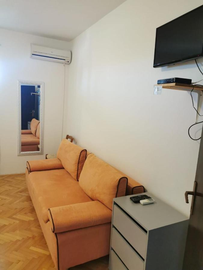 Apartments Sanja Povljana Exterior photo